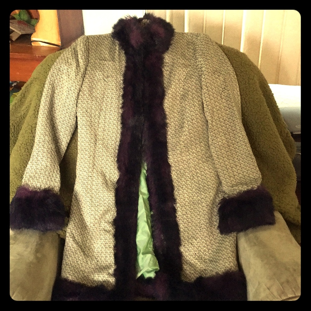 Woven, fur edged jacket